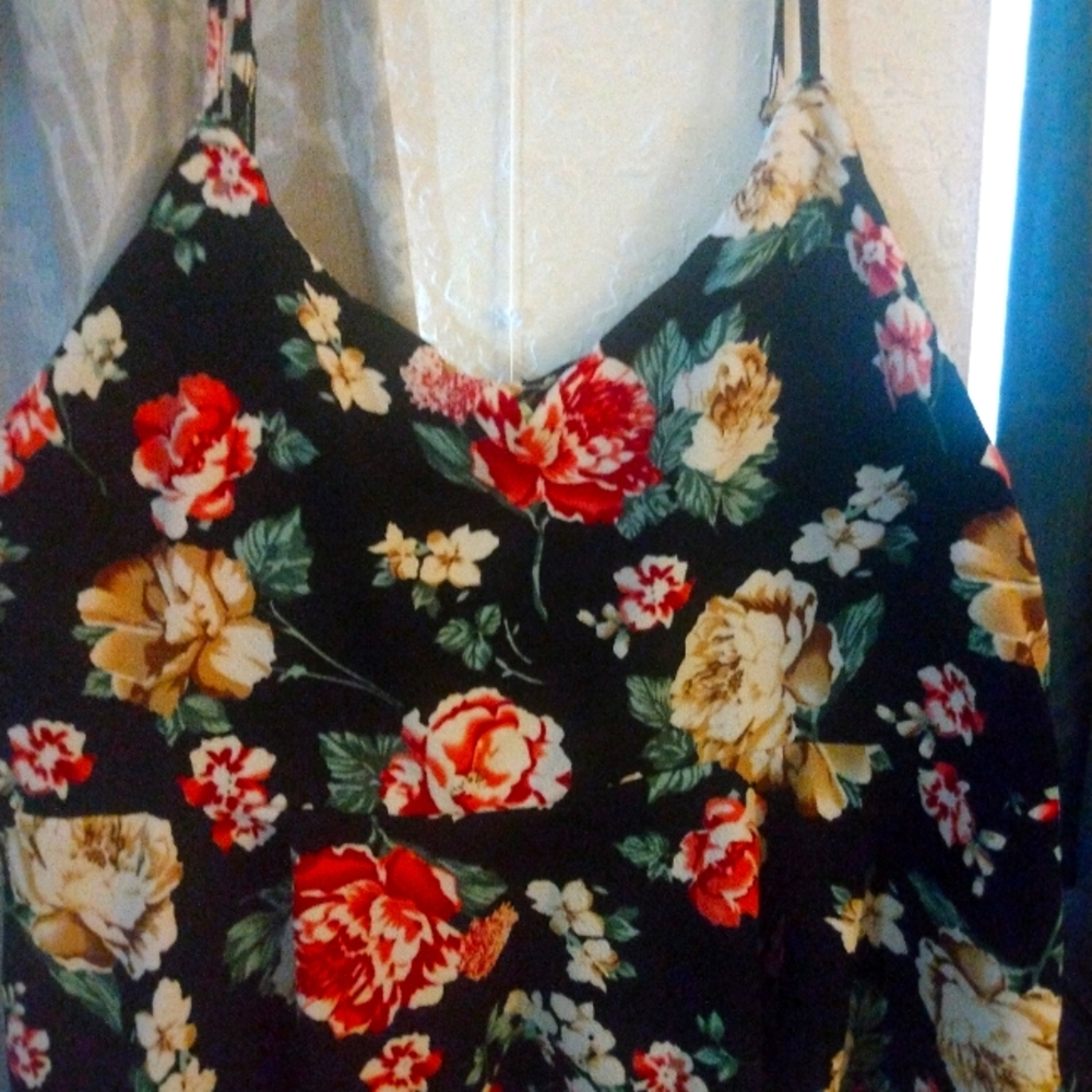 Floral print peplum cami
